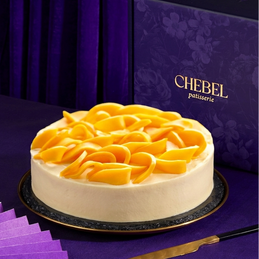 Fresh Mango and Cream Cake