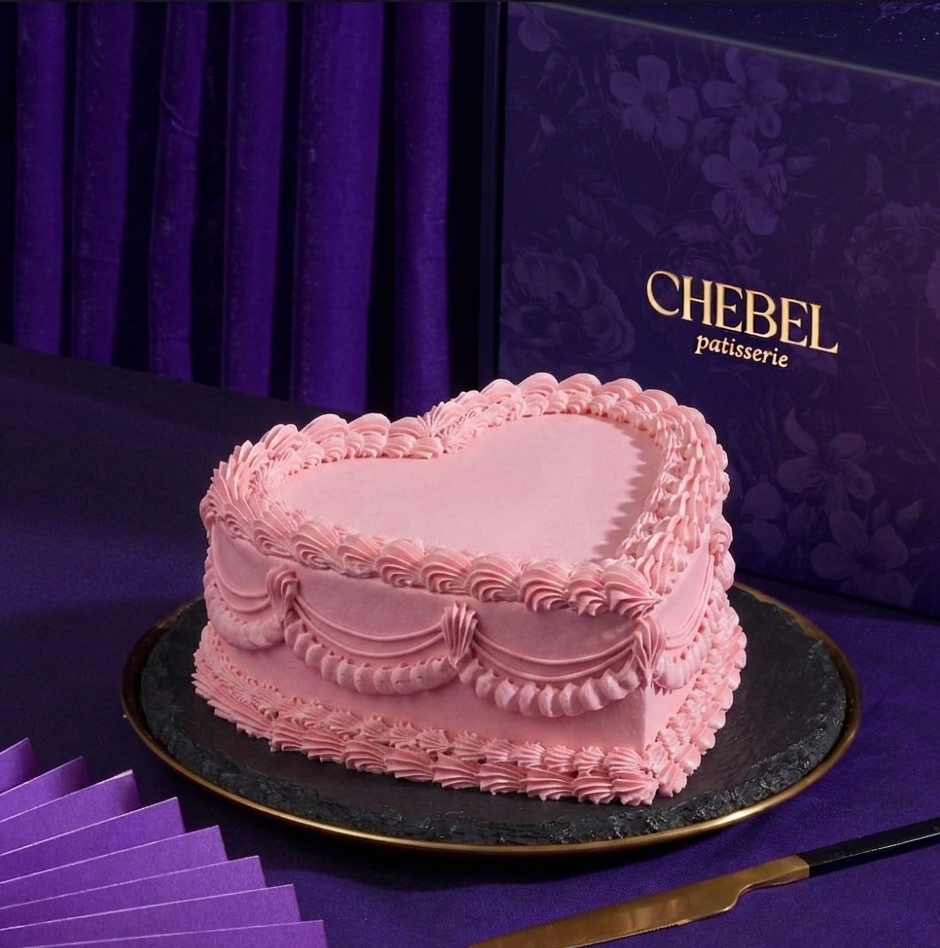 Classic Heart Cake
