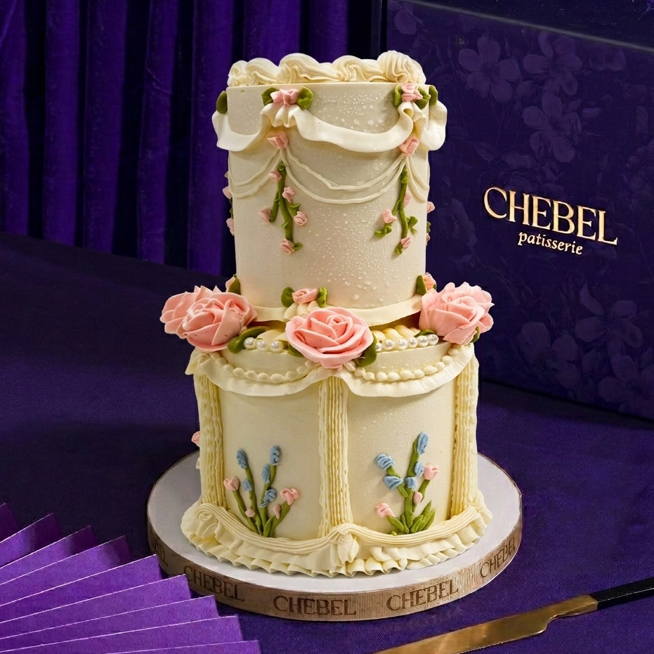 Pastel Vintage Cake