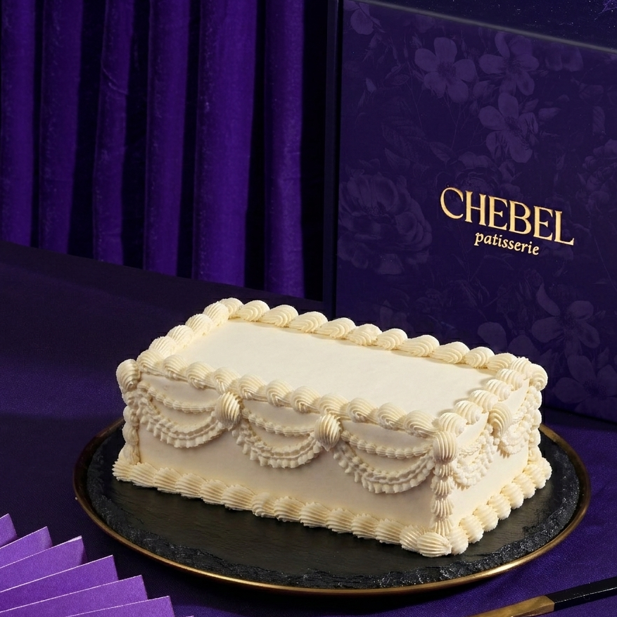 The Tablescape Cake