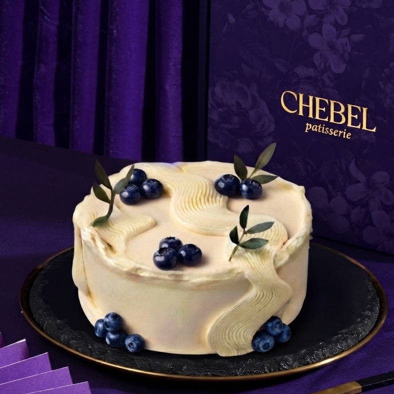 Vanilla Chantilly with Berries