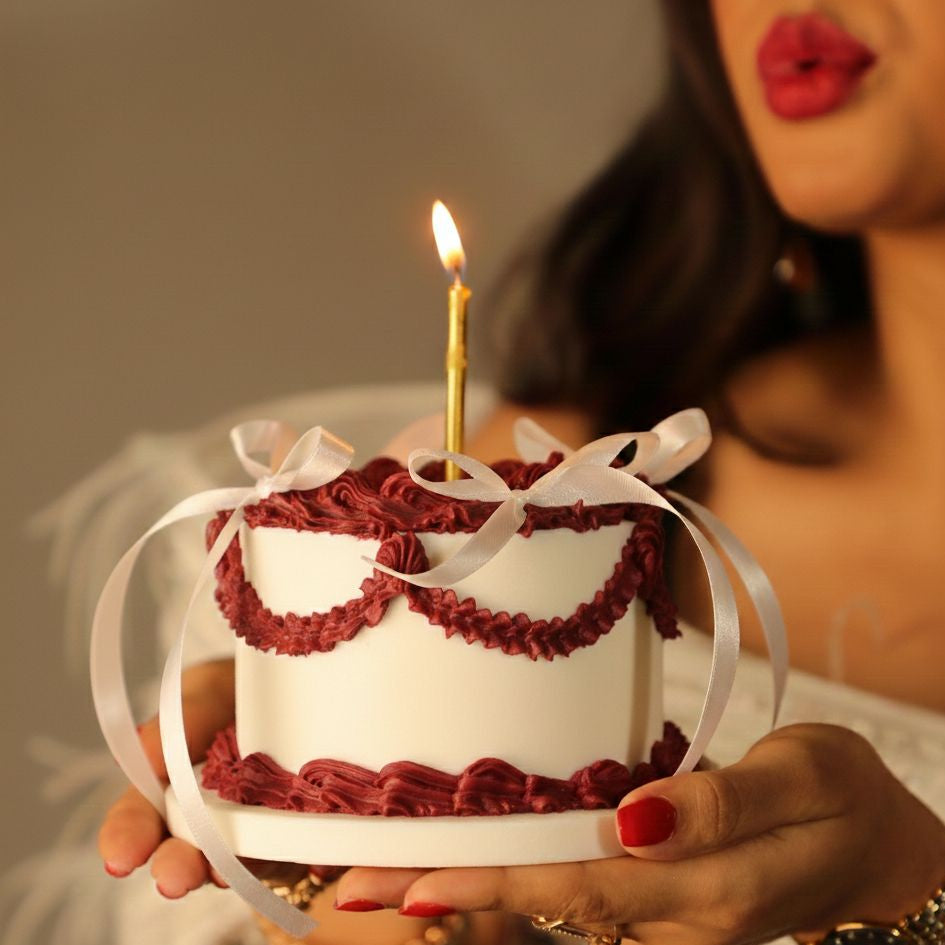 Edible Glitter Blow Cake with Ribbons - DIY