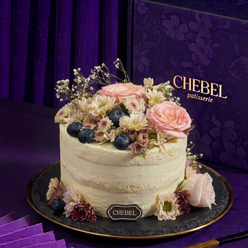 Baby in Bloom Naked Cake