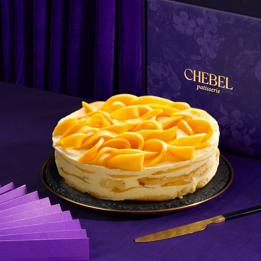 Fresh Mango and Cream Cake